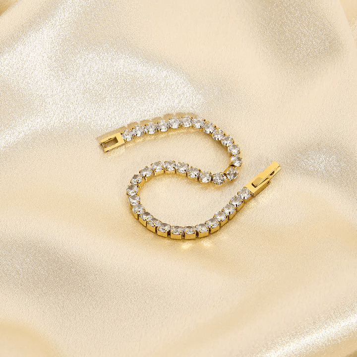 Zircon Bracelet from shopverse store